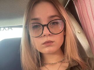 KristenMooren's Live sex acts Profile Image